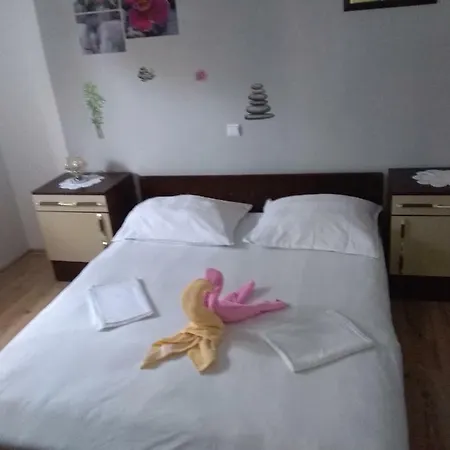 Apartman B.b. شقة